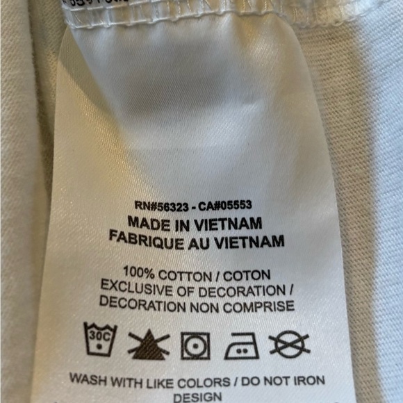 The Nike Tee 100% Cotton Loose Fit Men's Graphic White T-Shirt, Size L - Picture 6 of 8